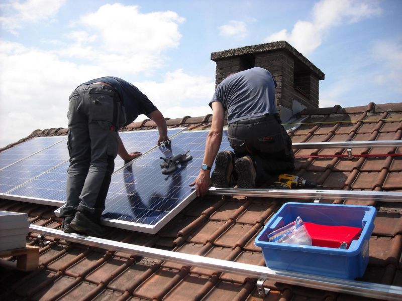 Rooftop solar installation