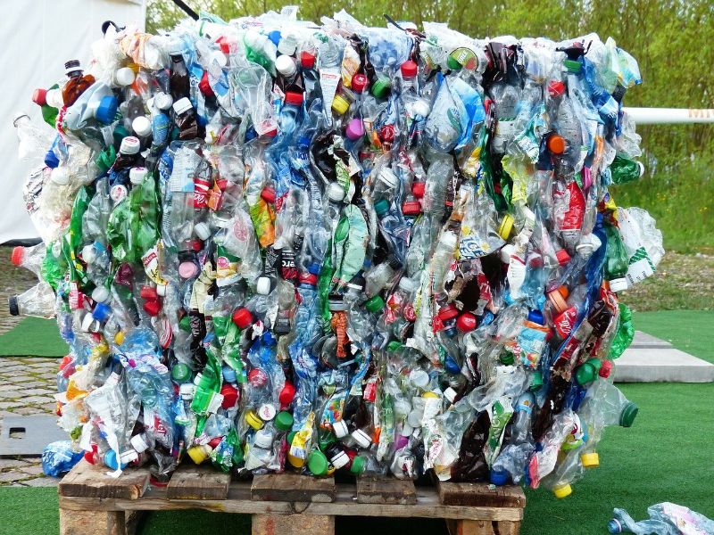 Circular economy, recycling plastic bottles